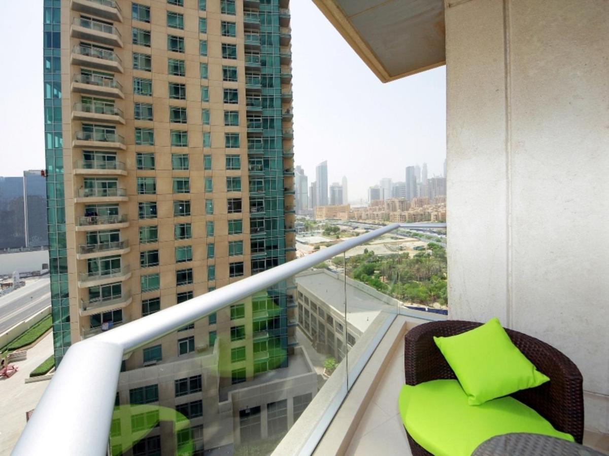 Ferienwohnung Icon Casa Living - Burj Views Tower Dubai Exterior foto